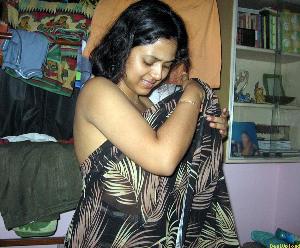 Abitha Aunty_81.jpg